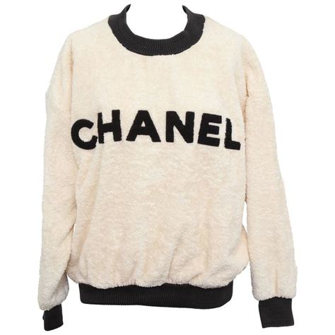 chanel pullover weiß|Chanel sweatsuit men's.